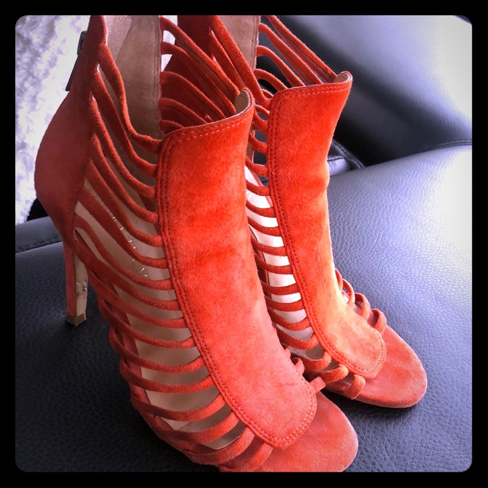 Size 6 Suede Orange Ivanka Trump heels